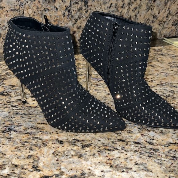 Women Steve Madden ankle boots never worn size 9 4” heel - Picture 14 of 14